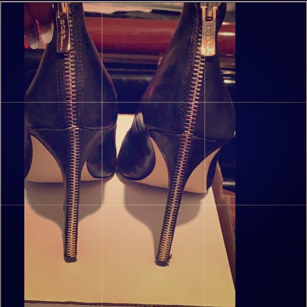 BCBG  generation pumps sz 10